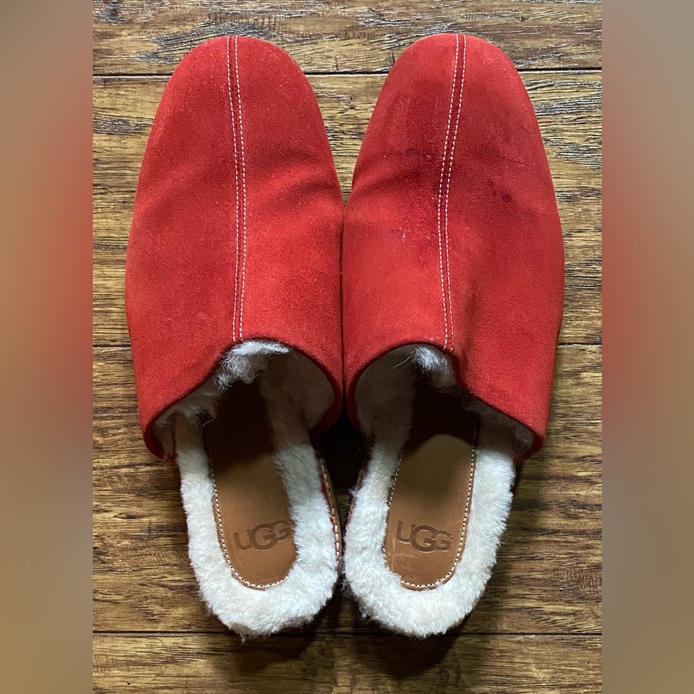UGG Château Slip-On – Samba Red Suede Leather – Size W10/M9